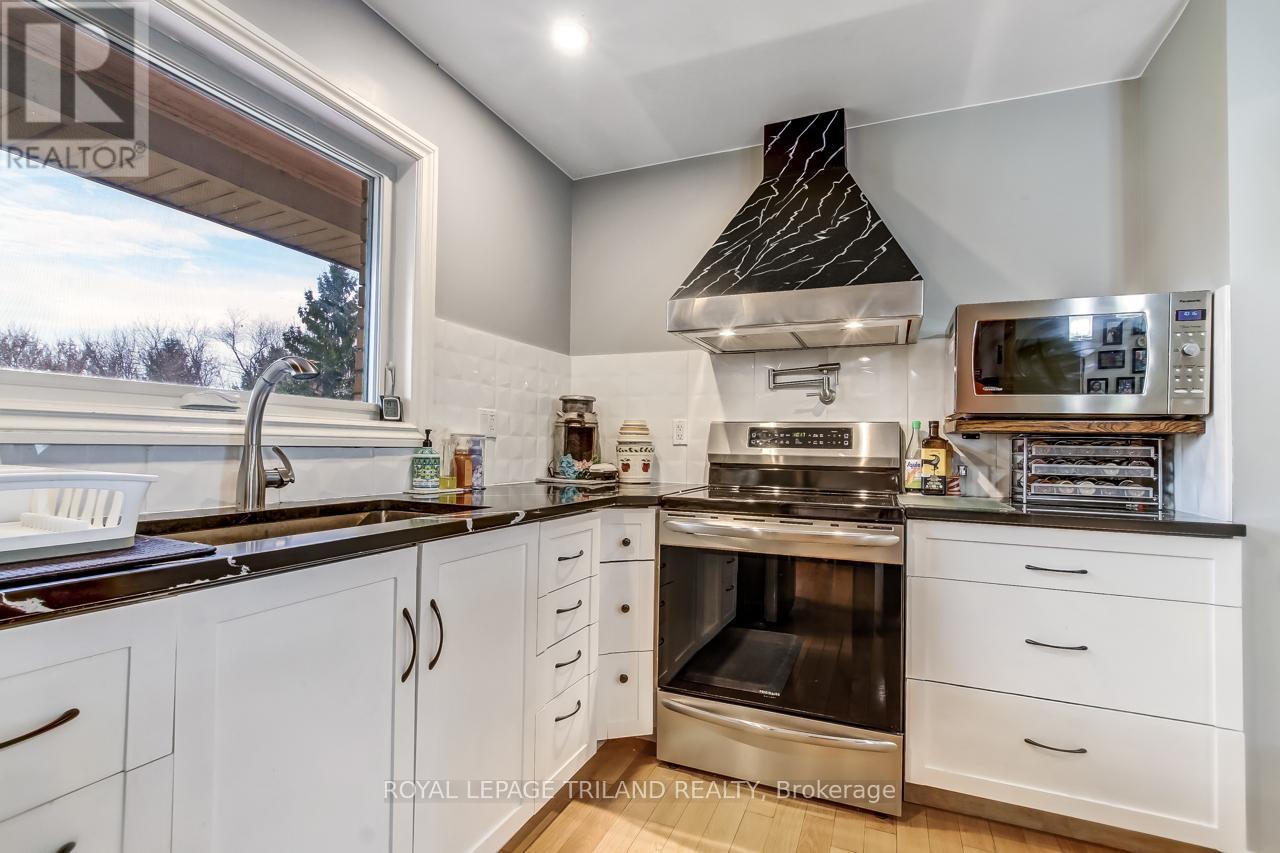 25941 Argyle Line, West Elgin, Ontario  N0L 2P0 - Photo 13 - X12561424