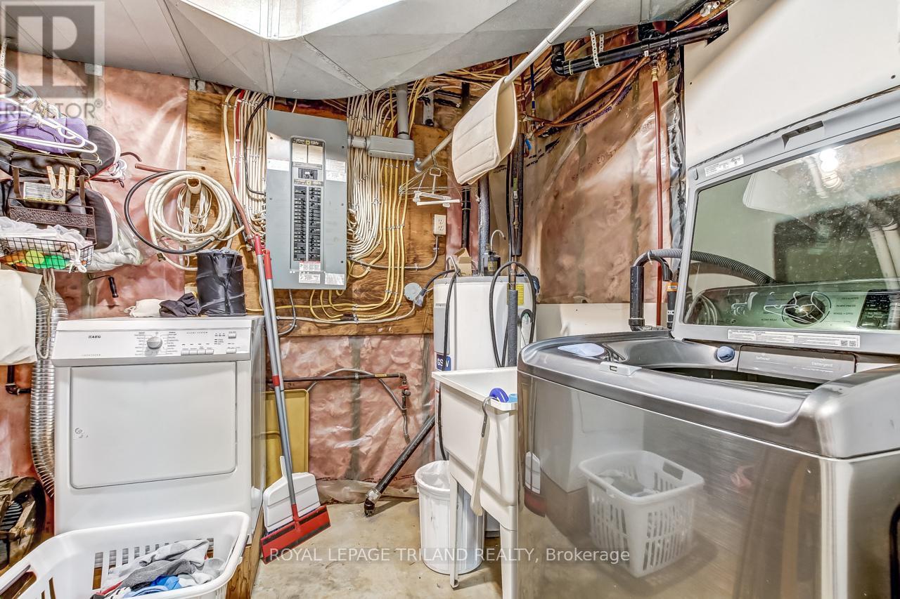 25941 Argyle Line, West Elgin, Ontario  N0L 2P0 - Photo 23 - X12561424