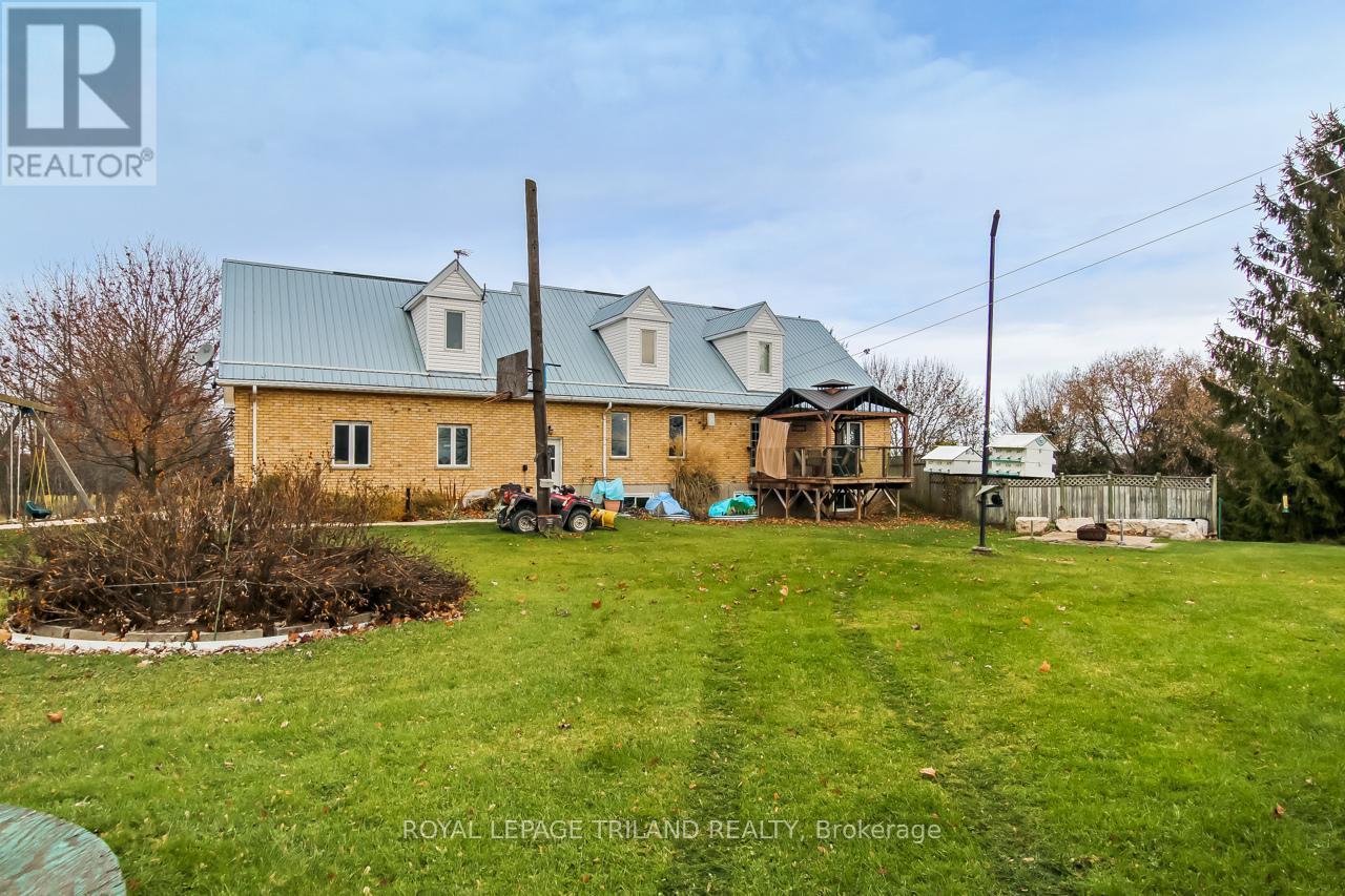 25941 Argyle Line, West Elgin, Ontario  N0L 2P0 - Photo 46 - X12561424