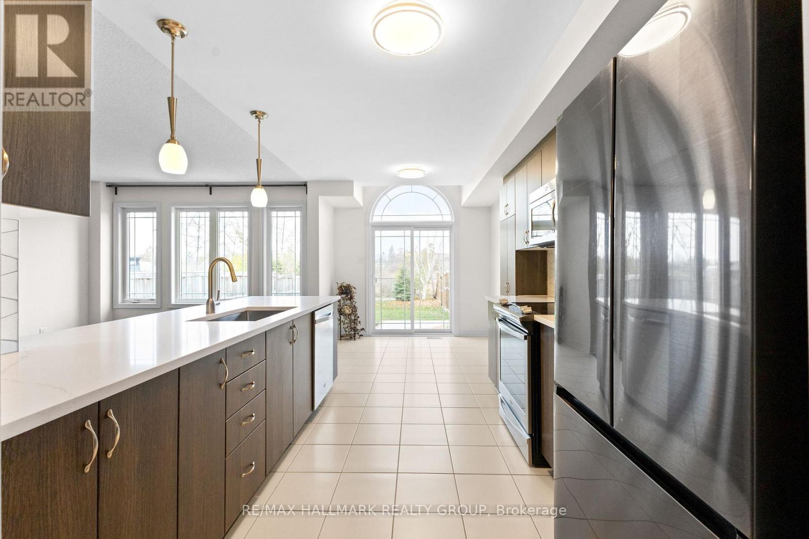 420 Barrick Hill Road, Ottawa, Ontario  K2M 0H7 - Photo 10 - X12561432