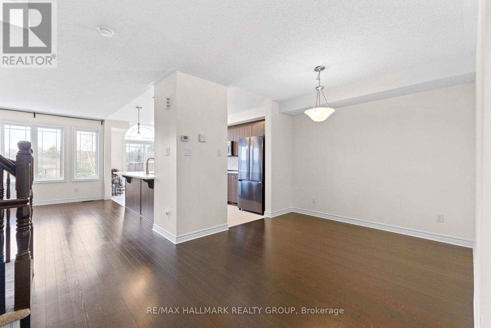 420 Barrick Hill Road, Ottawa, Ontario  K2M 0H7 - Photo 7 - X12561432