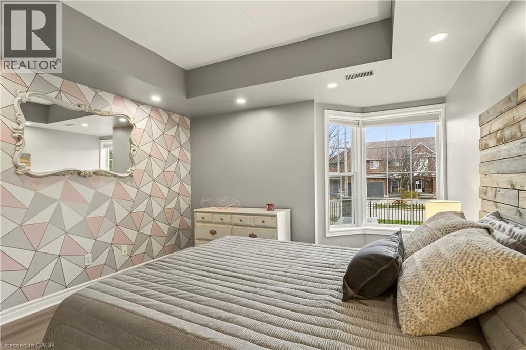 1431 Walkers Line Unit# 107, Burlington, Ontario  L7M 4P3 - Photo 24 - 40789196