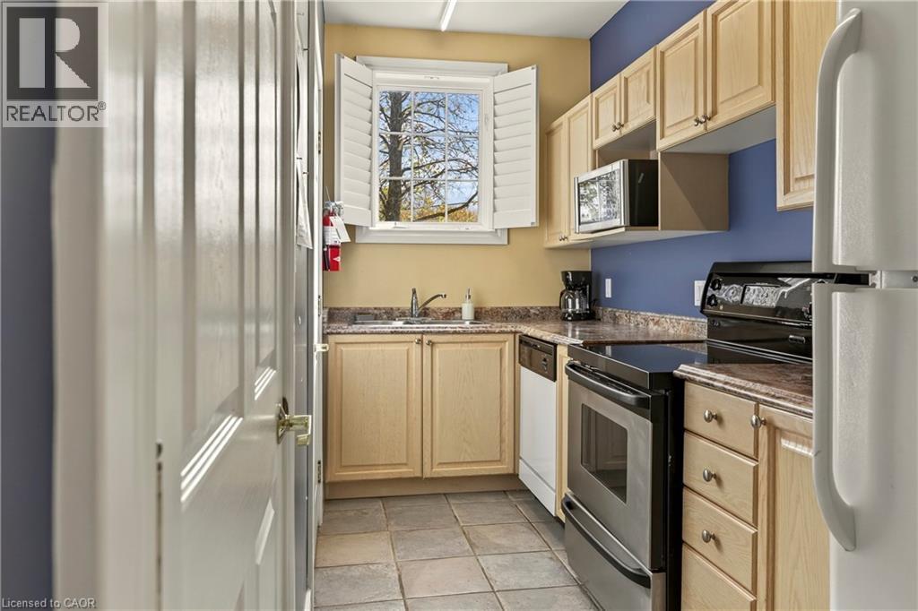 1431 Walkers Line Unit# 107, Burlington, Ontario  L7M 4P3 - Photo 47 - 40789196