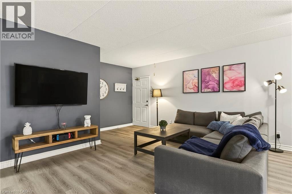 1431 Walkers Line Unit# 107, Burlington, Ontario  L7M 4P3 - Photo 5 - 40789196