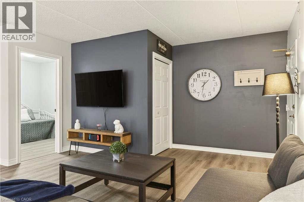 1431 Walkers Line Unit# 107, Burlington, Ontario  L7M 4P3 - Photo 6 - 40789196