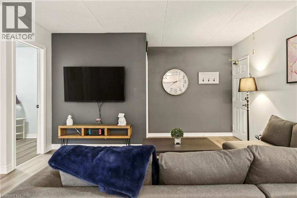 1431 Walkers Line Unit# 107, Burlington, Ontario  L7M 4P3 - Photo 8 - 40789196