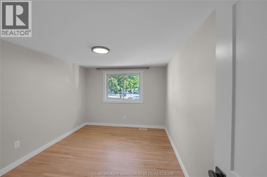 19 Chestnut Drive, Chatham, Ontario  N7M 4Y9 - Photo 33 - 25029196