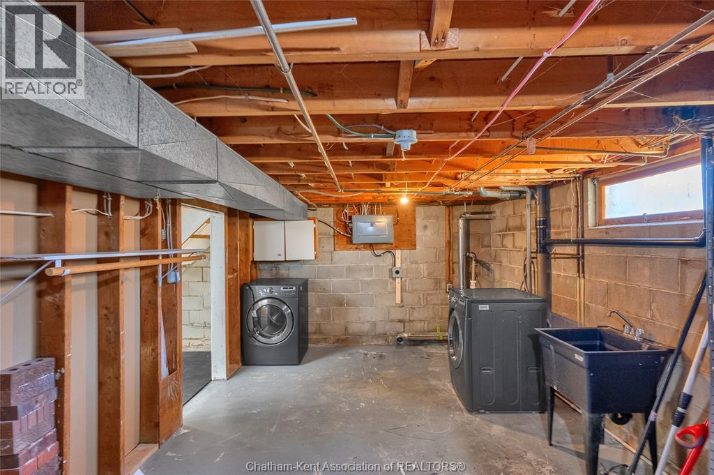 19 Chestnut Drive, Chatham, Ontario  N7M 4Y9 - Photo 42 - 25029196