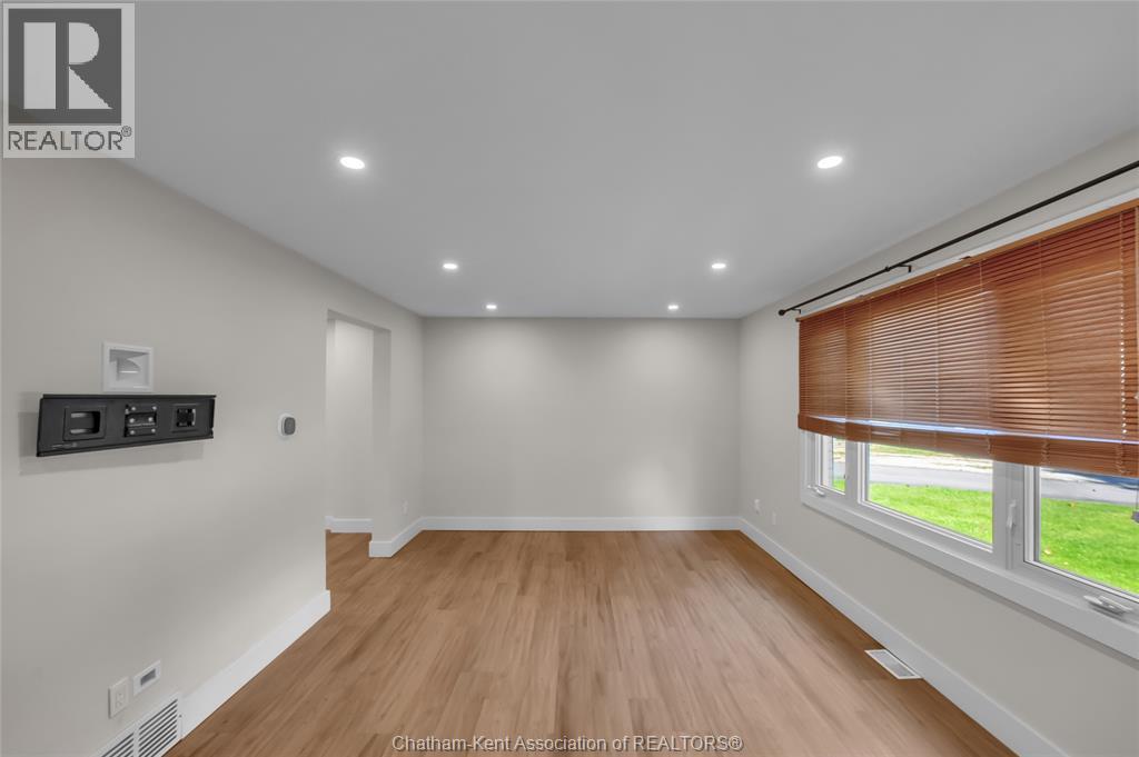 19 Chestnut Drive, Chatham, Ontario  N7M 4Y9 - Photo 6 - 25029196