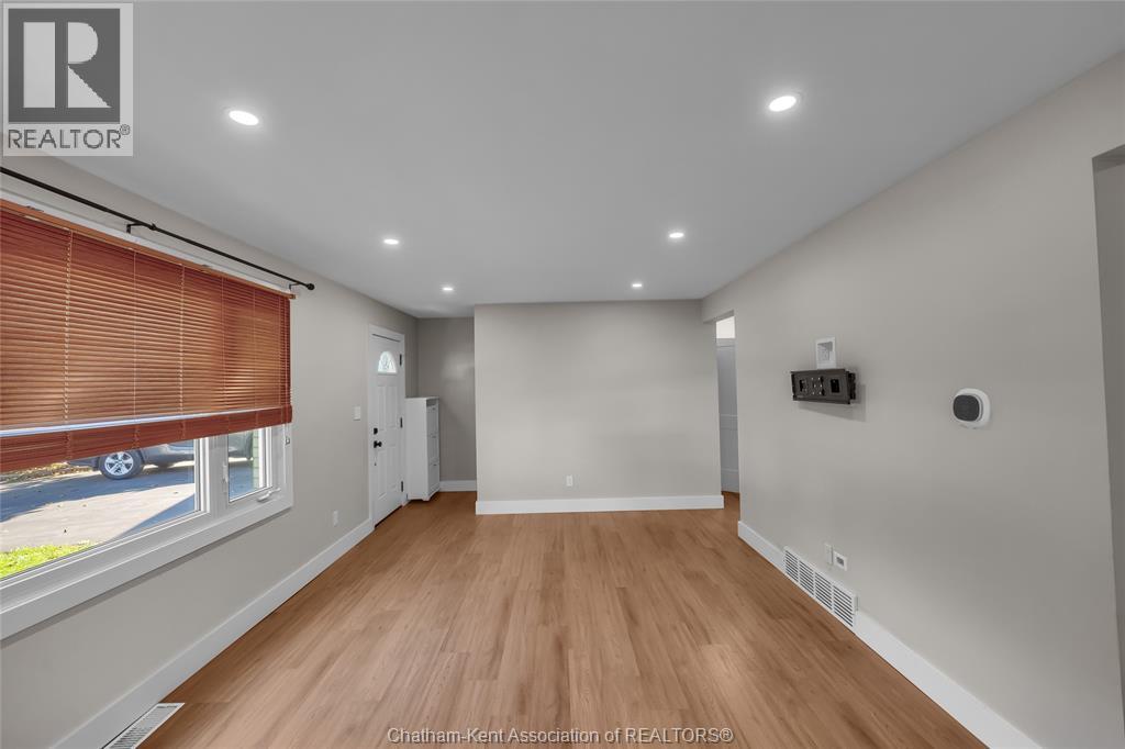 19 Chestnut Drive, Chatham, Ontario  N7M 4Y9 - Photo 8 - 25029196