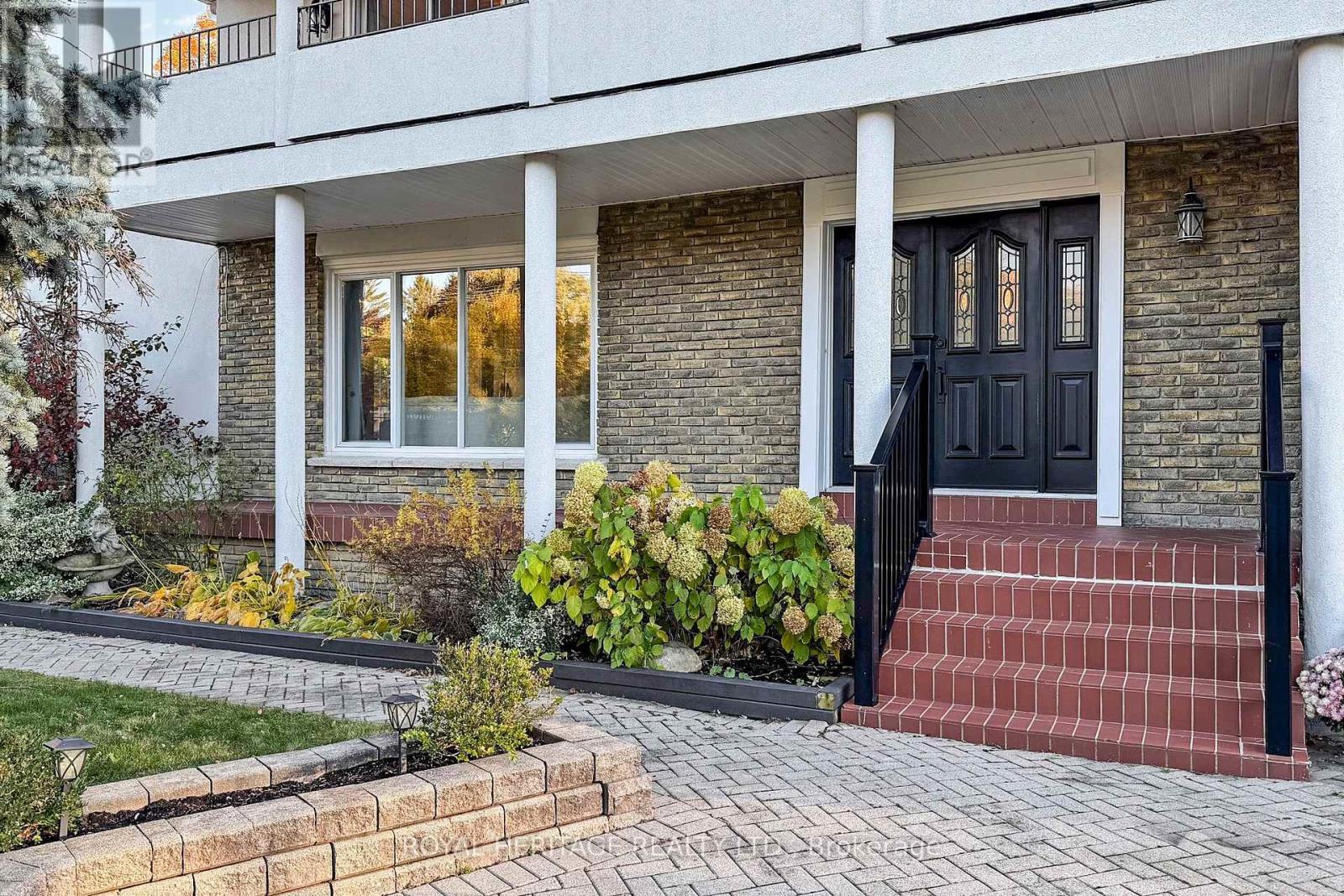 47 Cherryhill Avenue, Toronto, Ontario  M1C 1W9 - Photo 2 - E12561428