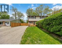 110 FAIRVIEW PLACE, Sarnia, Ontario