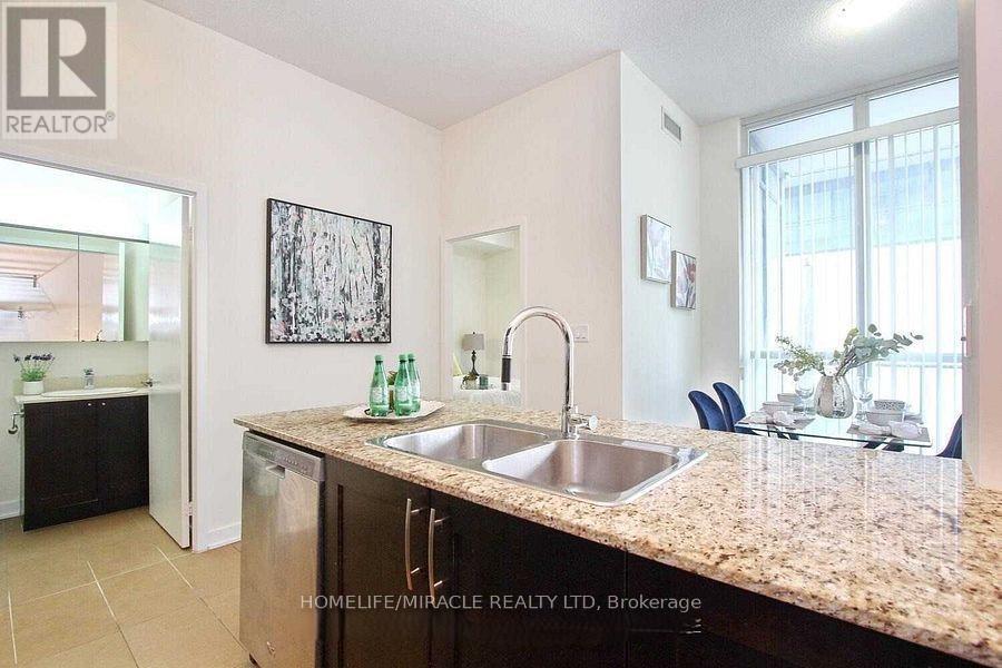 502 - 4065 Brickstone Mews, Mississauga, Ontario  L5B 0G3 - Photo 13 - W12560812