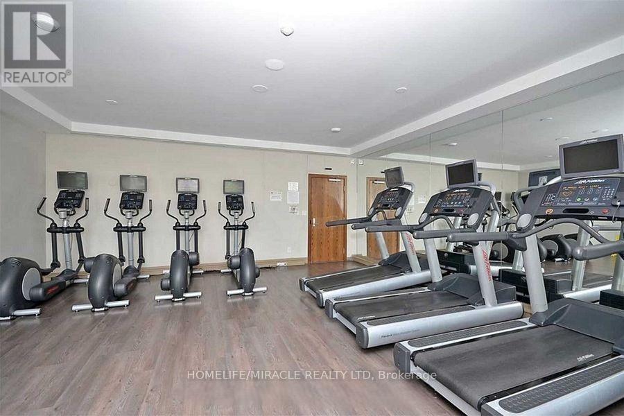 502 - 4065 Brickstone Mews, Mississauga, Ontario  L5B 0G3 - Photo 7 - W12560812