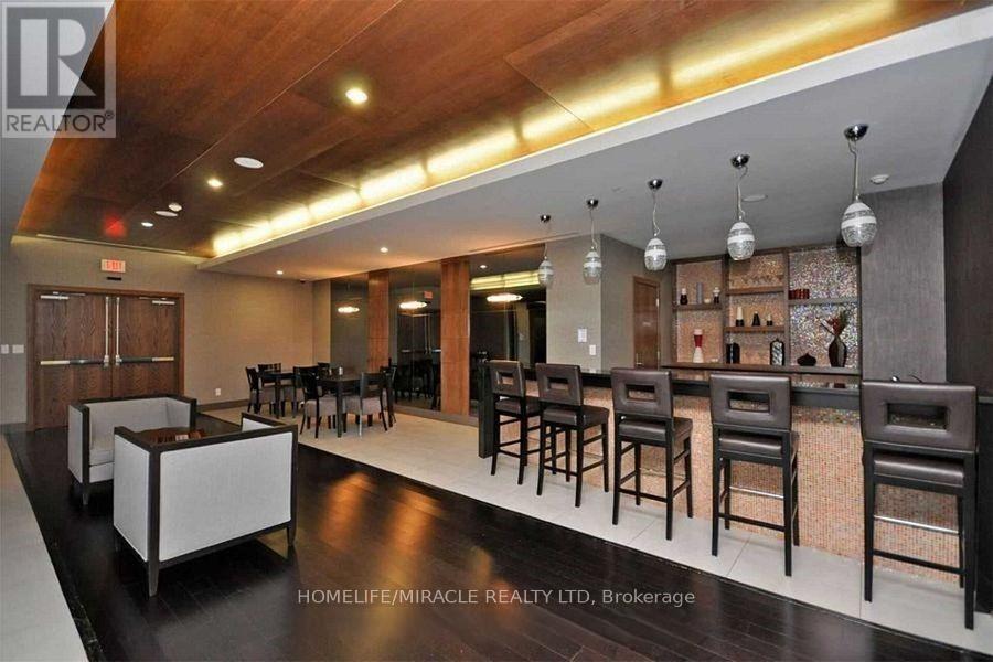 502 - 4065 Brickstone Mews, Mississauga, Ontario  L5B 0G3 - Photo 5 - W12560812