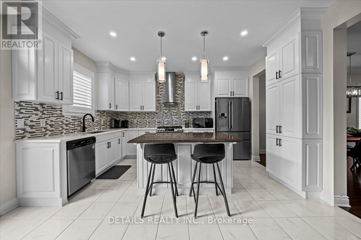 1008 Manege Street, Ottawa, Ontario  K2S 0Y7 - Photo 9 - X12560770