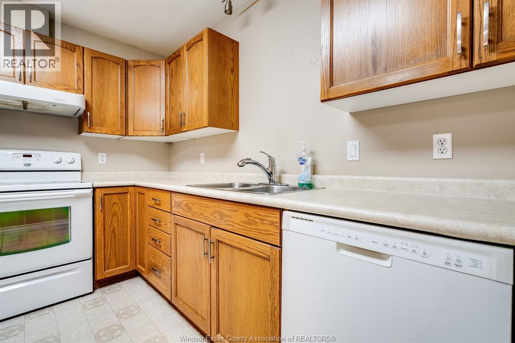 54a Queen Street South, Tilbury, Ontario  N0P 2L0 - Photo 8 - 25027557