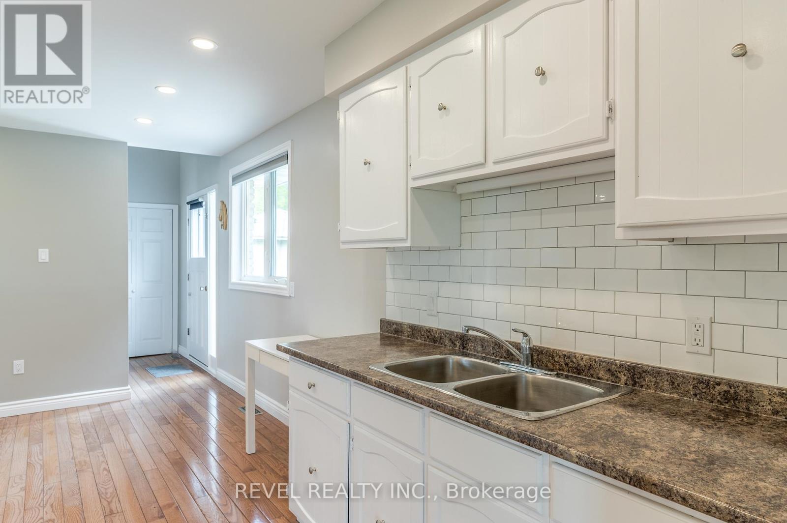 169 Victoria Drive, Kawartha Lakes, Ontario  K0M 1G0 - Photo 20 - X12561476