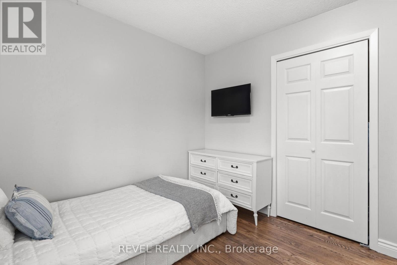 169 Victoria Drive, Kawartha Lakes, Ontario  K0M 1G0 - Photo 24 - X12561476