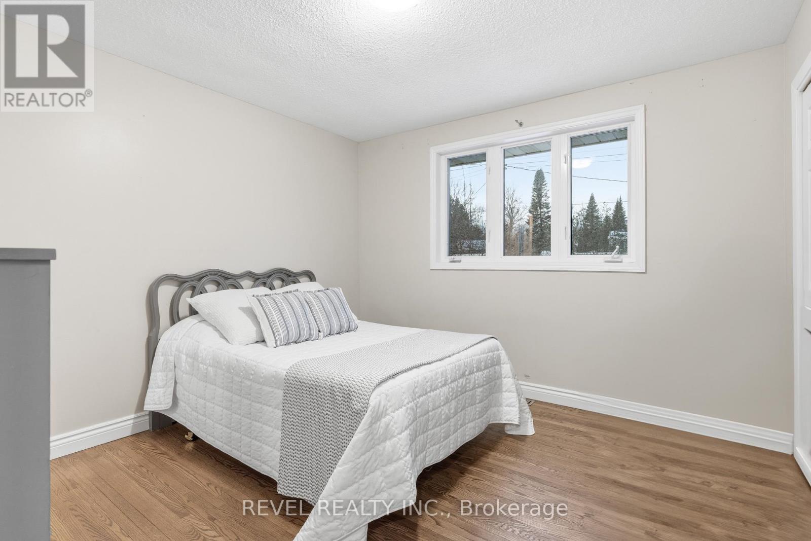 169 Victoria Drive, Kawartha Lakes, Ontario  K0M 1G0 - Photo 25 - X12561476