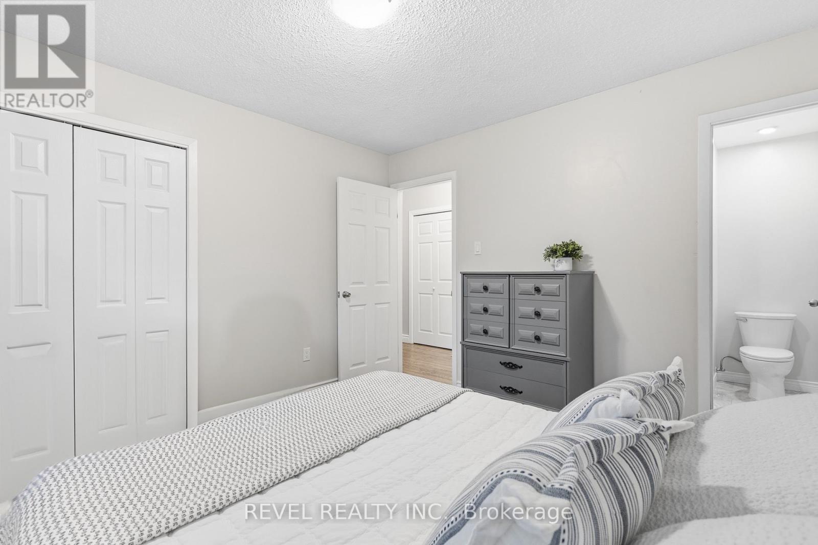 169 Victoria Drive, Kawartha Lakes, Ontario  K0M 1G0 - Photo 26 - X12561476