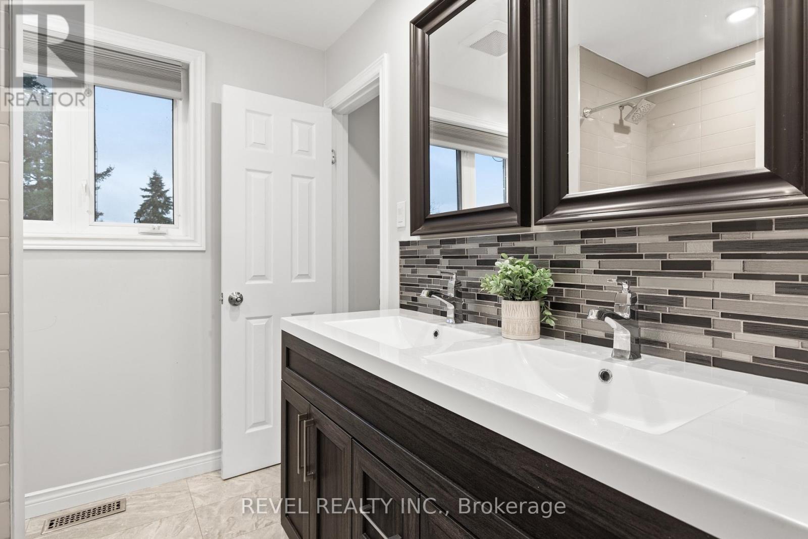 169 Victoria Drive, Kawartha Lakes, Ontario  K0M 1G0 - Photo 28 - X12561476