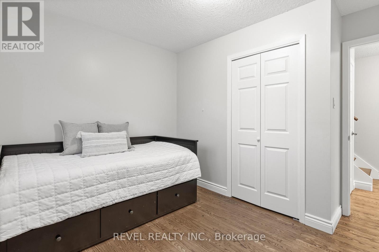 169 Victoria Drive, Kawartha Lakes, Ontario  K0M 1G0 - Photo 32 - X12561476