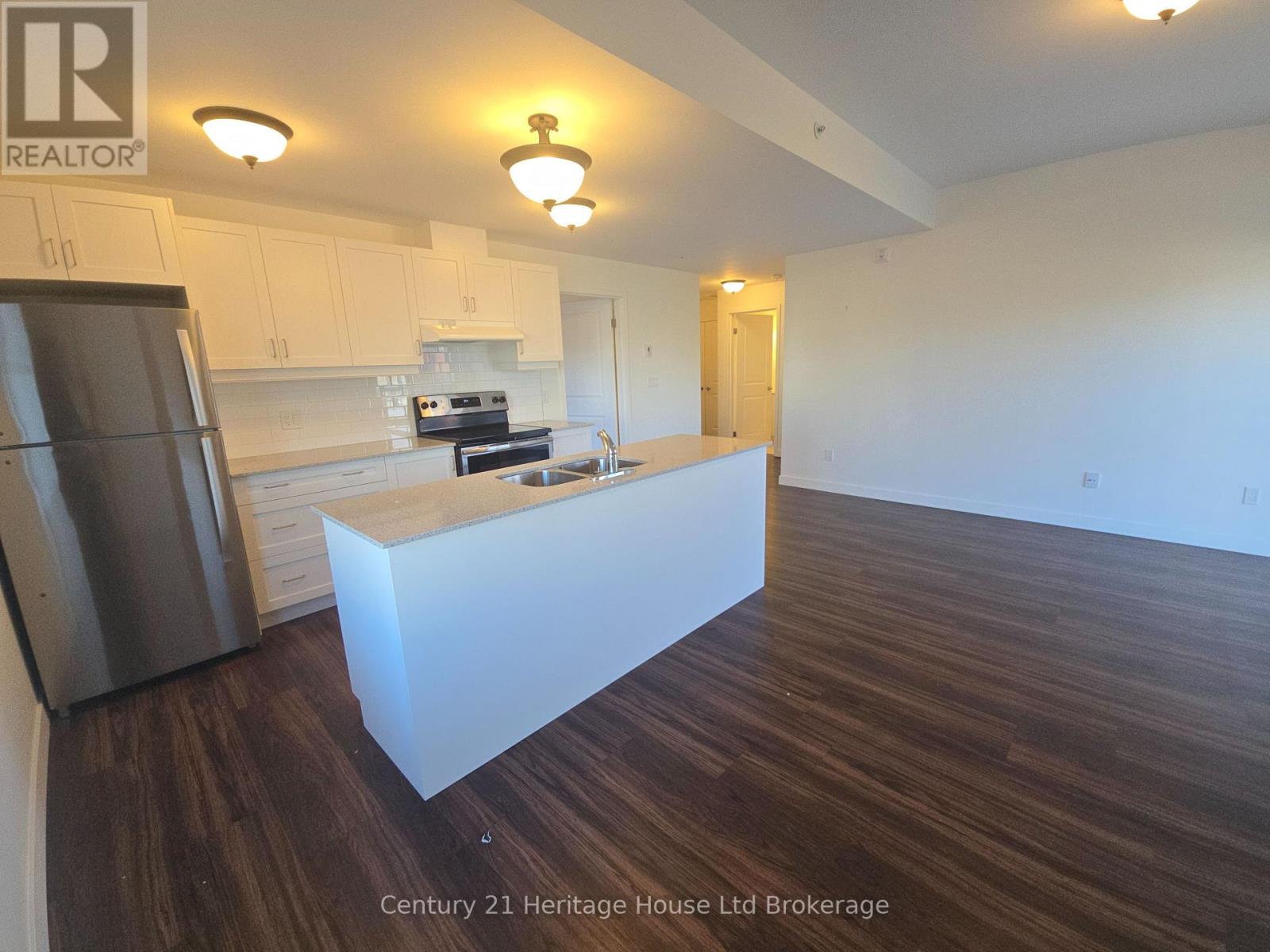 205 - 71 Metcalf Street, Woodstock, Ontario  N4S 3E9 - Photo 14 - X12560584