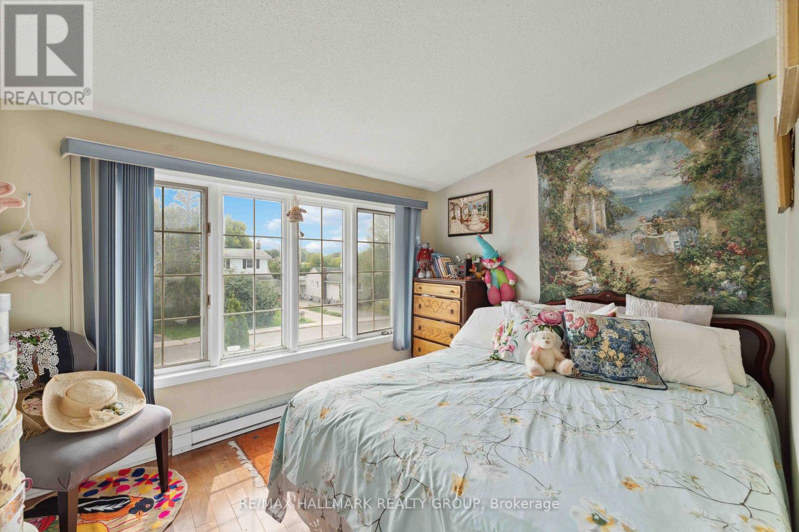 431 Blake Boulevard, Ottawa, Ontario  K1K 1A9 - Photo 18 - X12561512