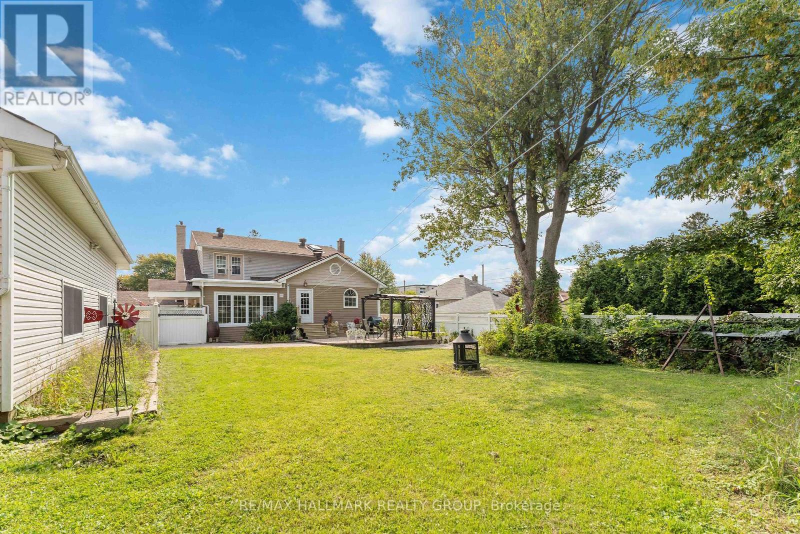 431 Blake Boulevard, Ottawa, Ontario  K1K 1A9 - Photo 33 - X12561512