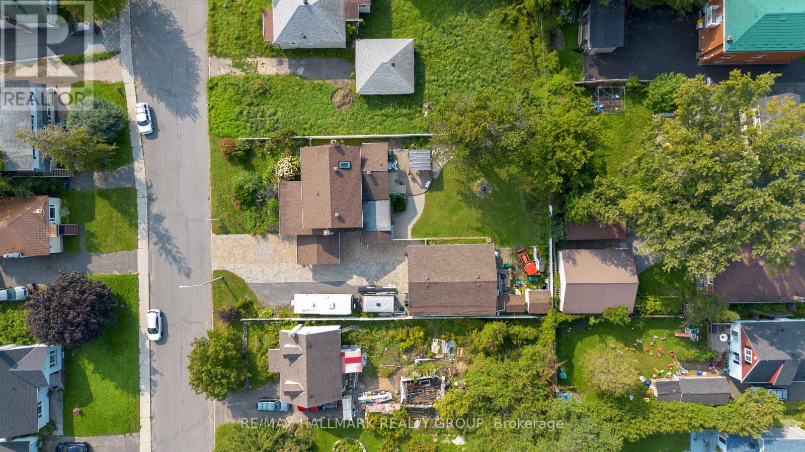 431 Blake Boulevard, Ottawa, Ontario  K1K 1A9 - Photo 35 - X12561512