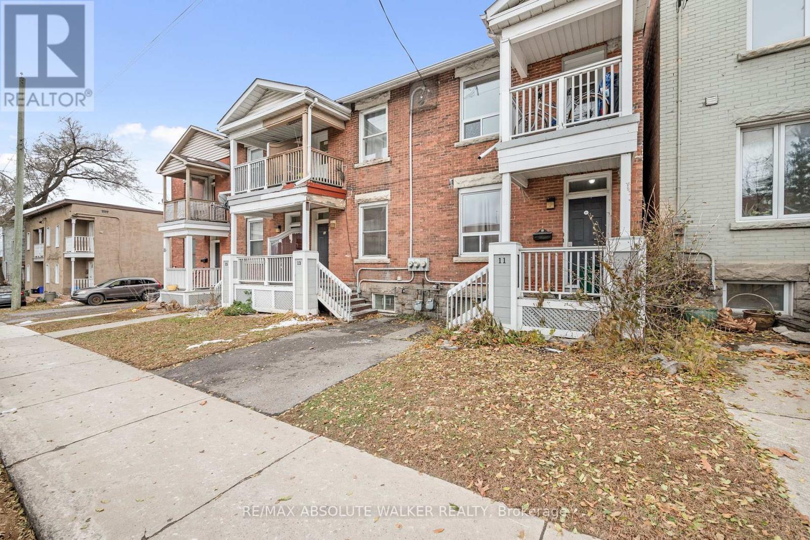 21 Raymond Street, Ottawa, Ontario  K1R 7A1 - Photo 2 - X12561544