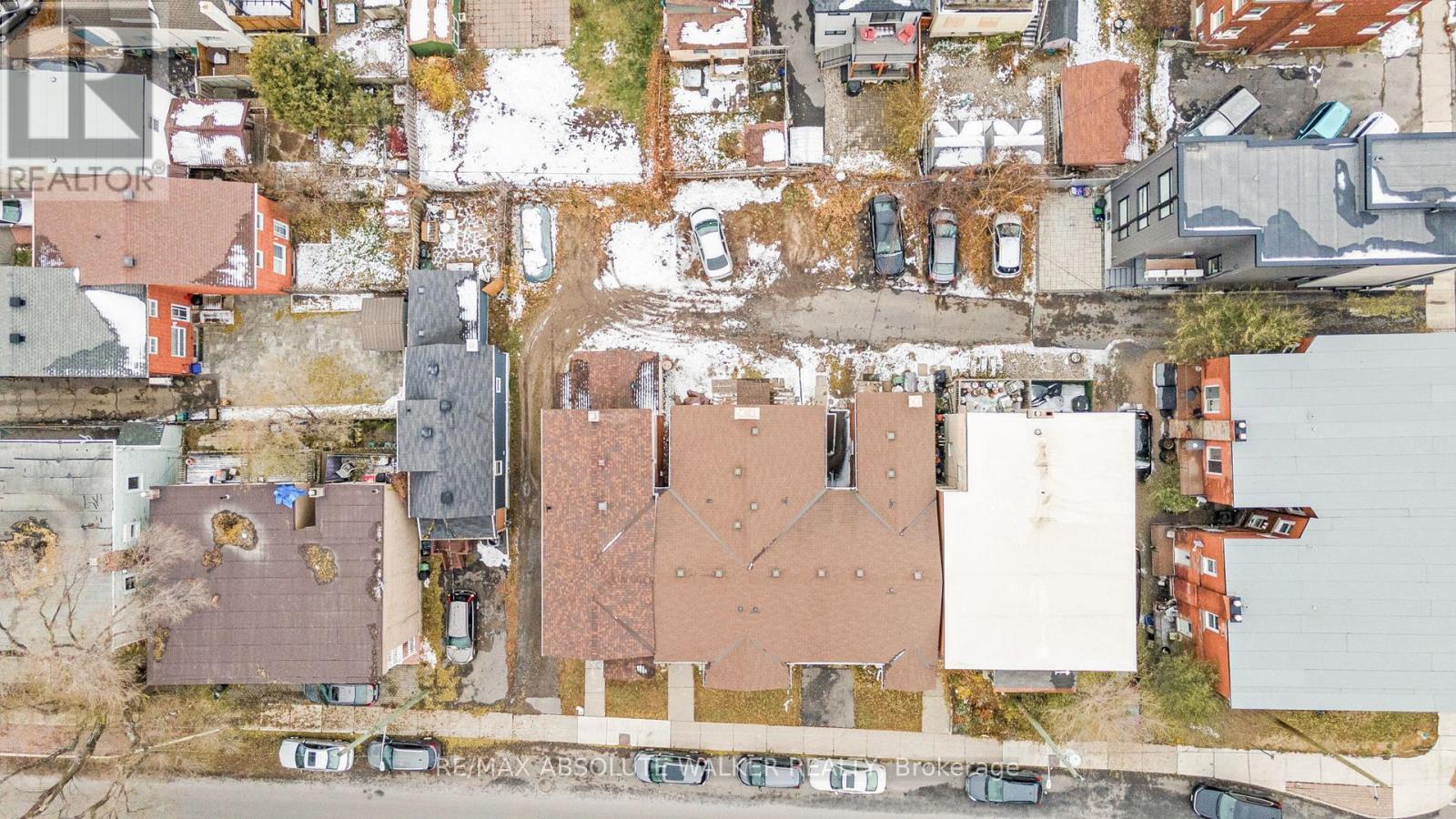 21 Raymond Street, Ottawa, Ontario  K1R 7A1 - Photo 4 - X12561544