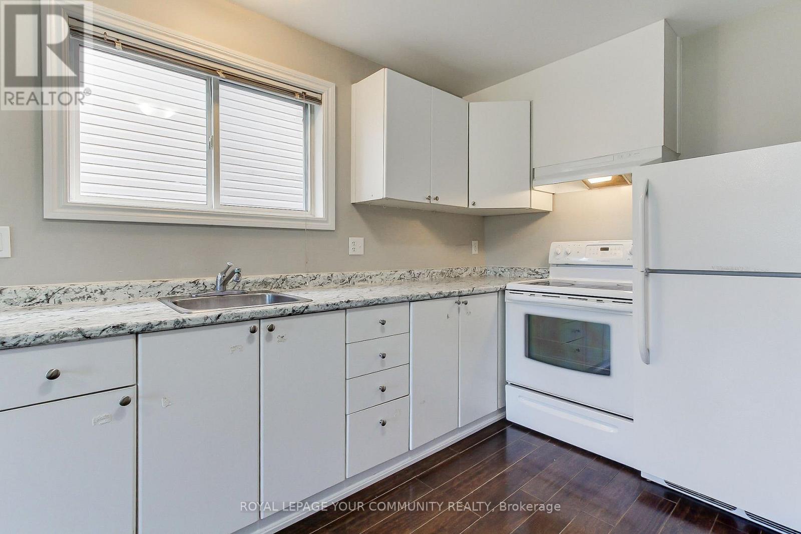 72 Ambler Bay, Barrie, Ontario  L4M 7A6 - Photo 5 - S12480282