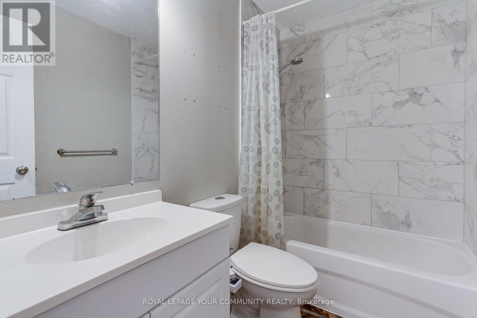 72 Ambler Bay, Barrie, Ontario  L4M 7A6 - Photo 17 - S12480282