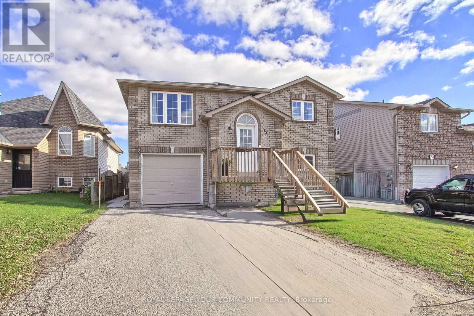 72 Ambler Bay, Barrie, Ontario  L4M 7A6 - Photo 2 - S12480282