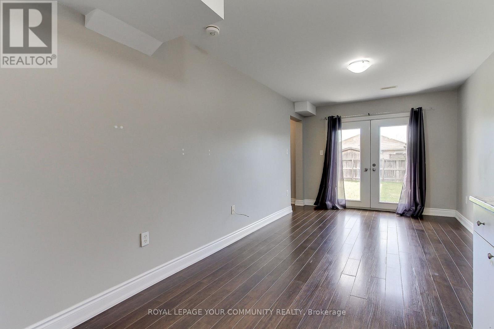 72 Ambler Bay, Barrie, Ontario  L4M 7A6 - Photo 7 - S12480282