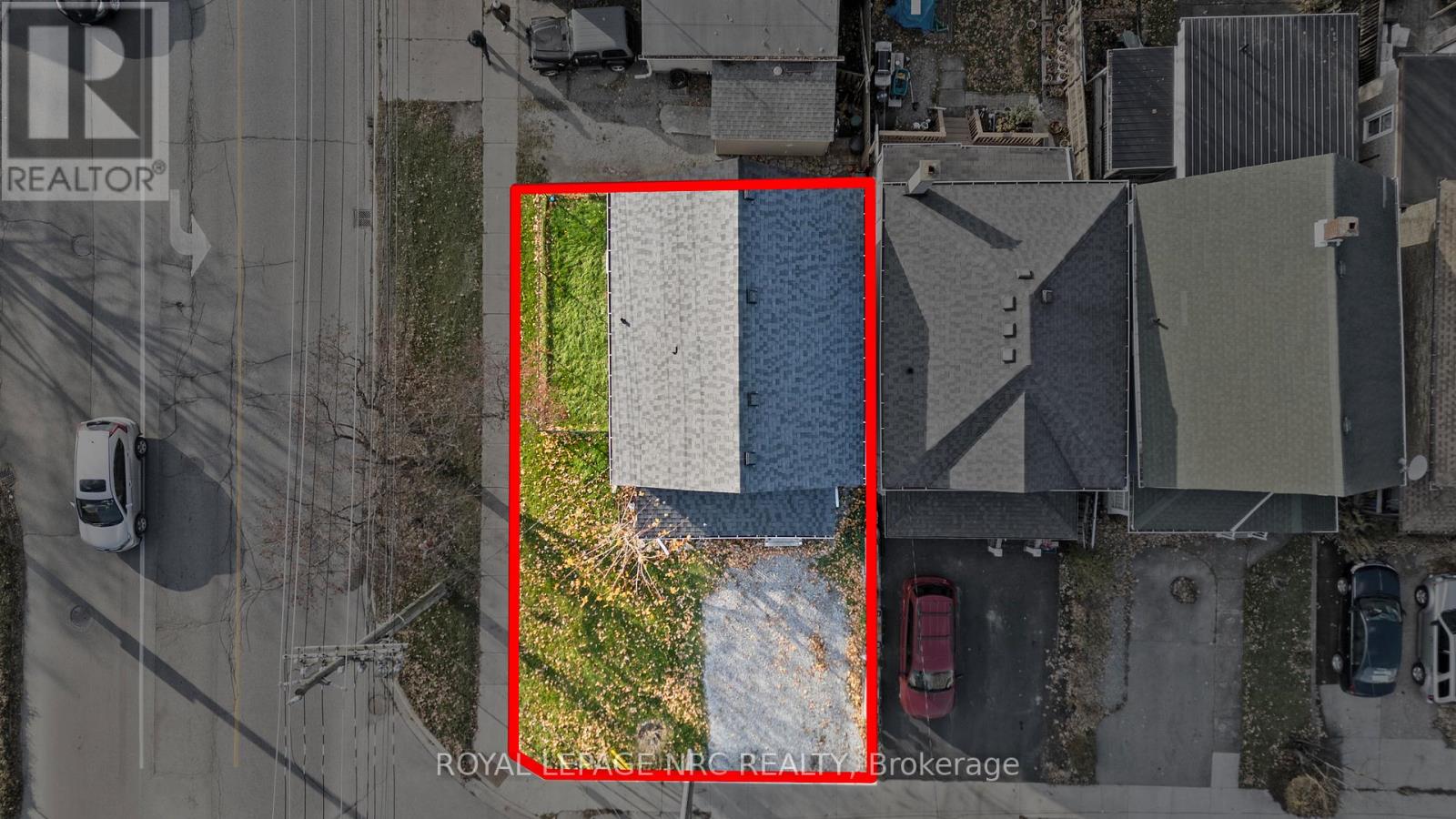 313 Burgar Street, Welland, Ontario  L3B 2T5 - Photo 25 - X12561474