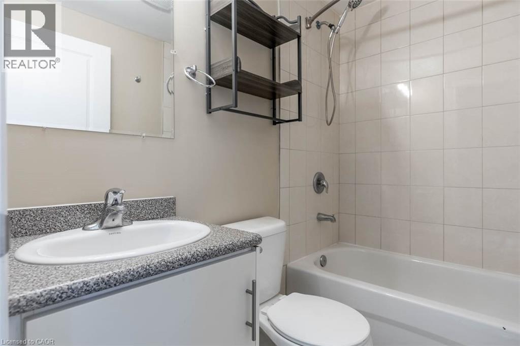 174 S Bronte Street S Unit# 305, Milton, Ontario  L9T 1Y8 - Photo 6 - 40789255