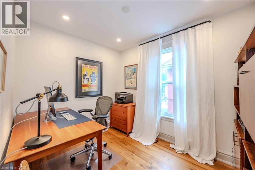 69 Stratford Street, Stratford, Ontario  N5A 2H7 - Photo 25 - 40789414