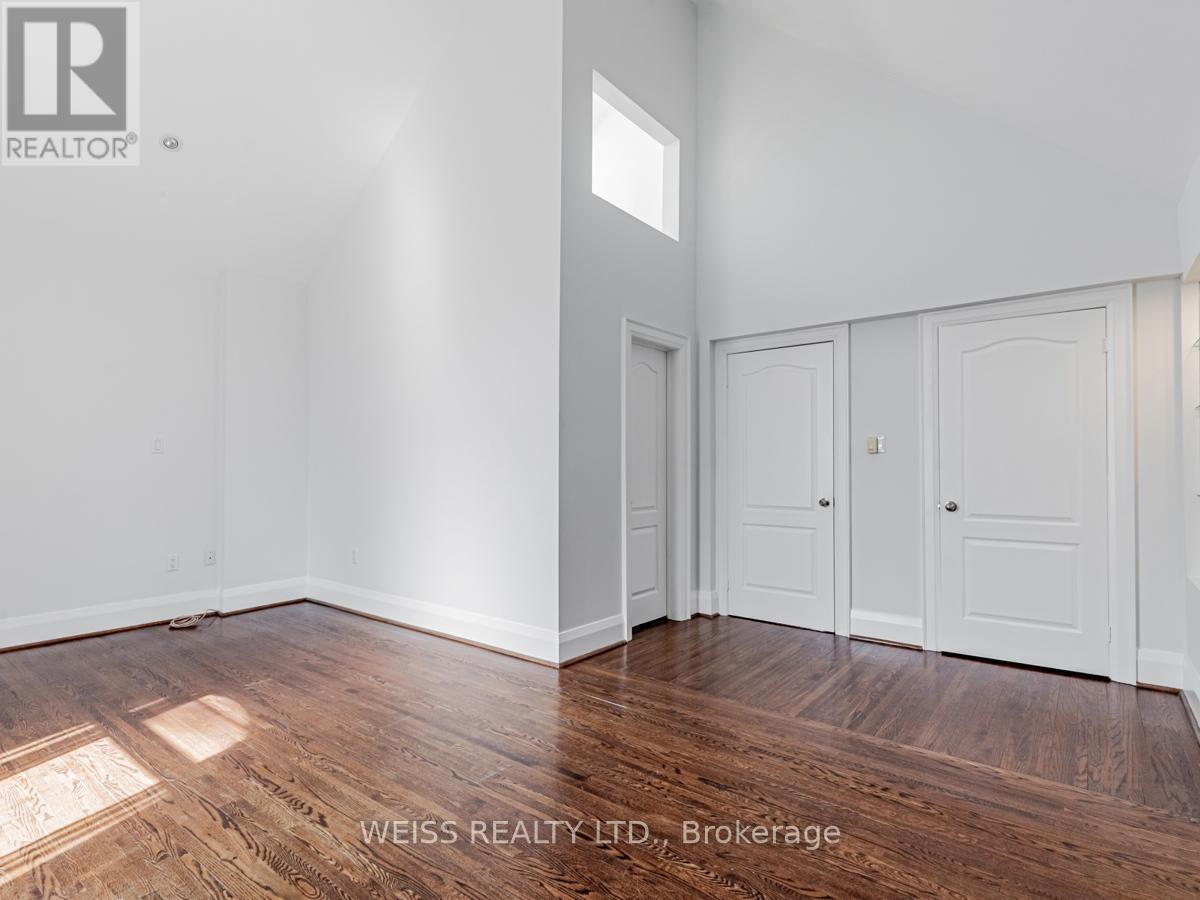 205 Glengrove Avenue, Toronto, Ontario  M4R 1P4 - Photo 20 - C12561454