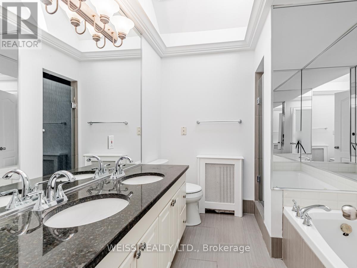 205 Glengrove Avenue, Toronto, Ontario  M4R 1P4 - Photo 22 - C12561454