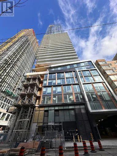 2009 - 89 Church Street, Toronto, Ontario  M5C 0B7 - Photo 2 - C12561468