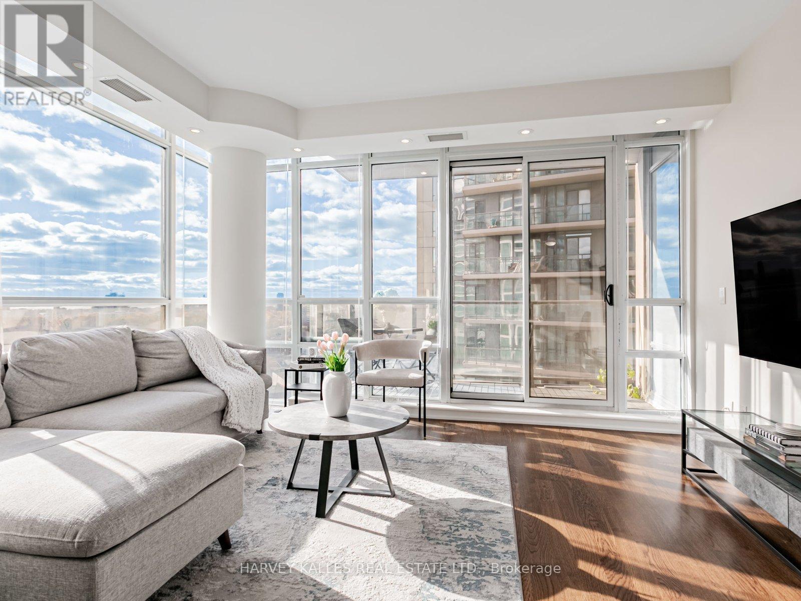 1001 - 500 St Clair Avenue W, Toronto, Ontario  M6C 1A8 - Photo 11 - C12561568