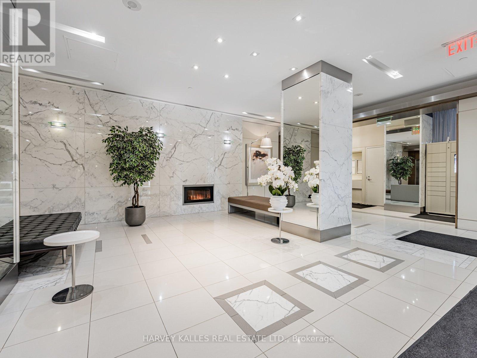 1001 - 500 St Clair Avenue W, Toronto, Ontario  M6C 1A8 - Photo 26 - C12561568