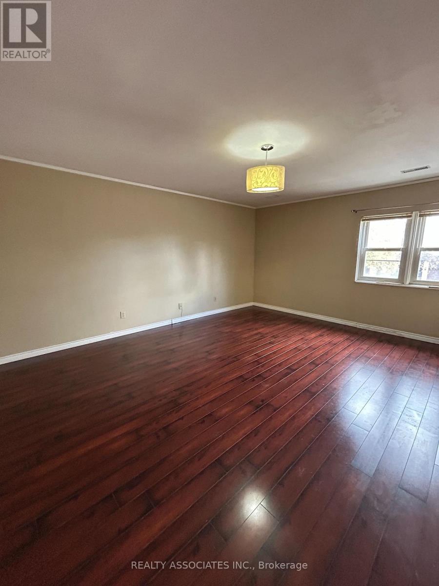 34 Cobblestone Drive, Toronto, Ontario  M2J 2X7 - Photo 15 - C12217782