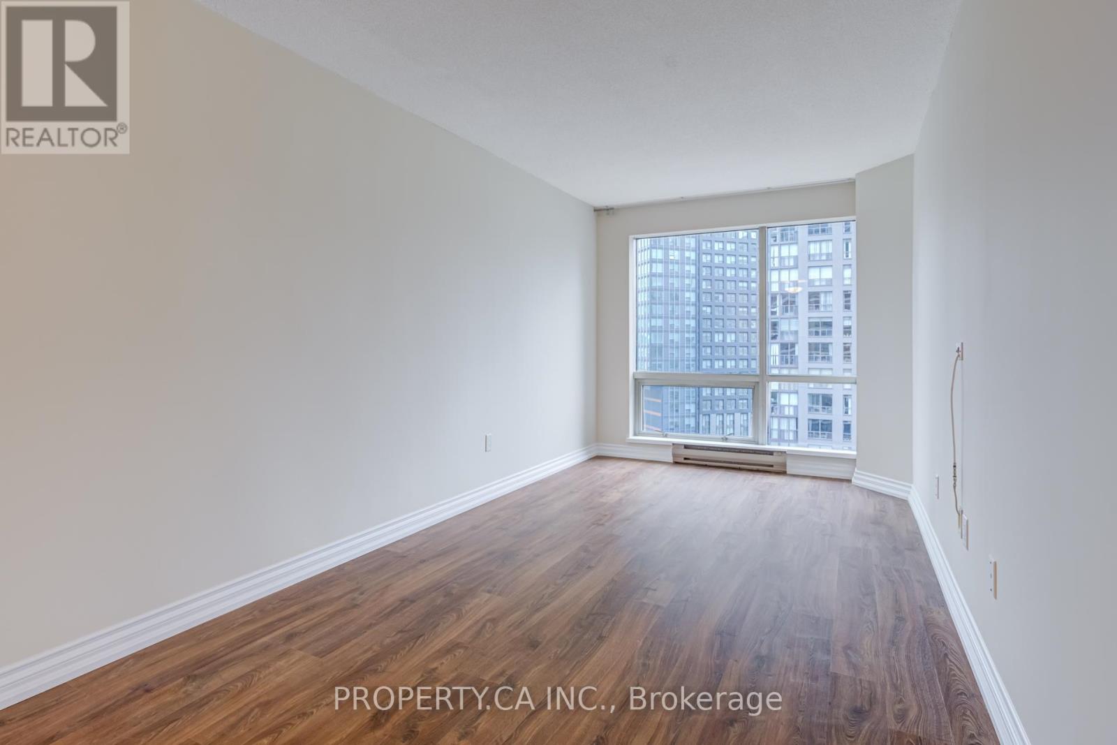 1410 - 1001 Bay Street, Toronto, Ontario  M5S 3A6 - Photo 15 - C12552054
