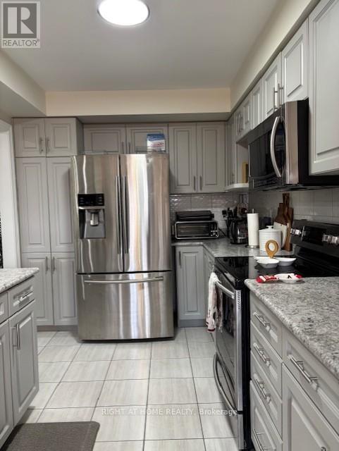 106 Whitefoot Crescent, Ajax, Ontario  L1Z 2E3 - Photo 10 - E12561462