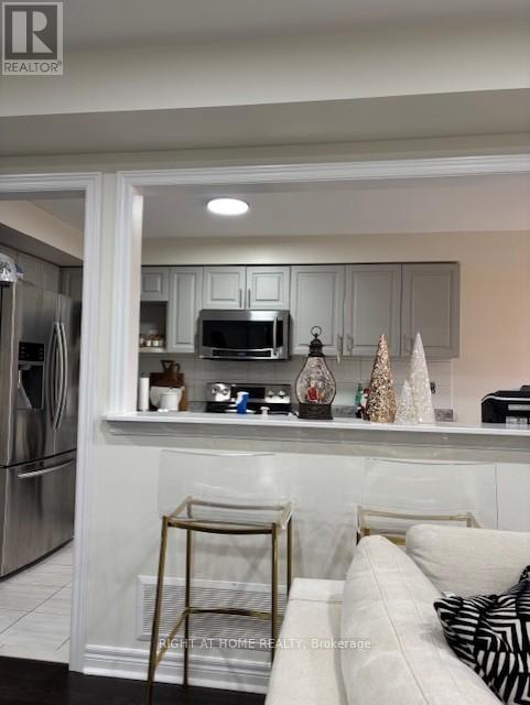 106 Whitefoot Crescent, Ajax, Ontario  L1Z 2E3 - Photo 11 - E12561462