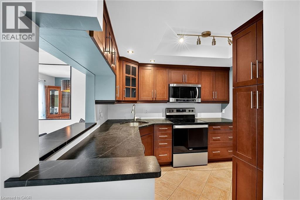 178 Scott Street Unit# 21, St. Catharines, Ontario  L2N 6Y5 - Photo 6 - 40789338